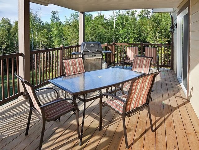 Balcon extérieur - 1er étage